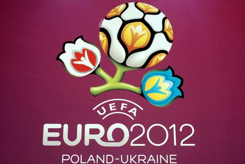 Website Monitoring - UEFA EURO 2012 Website Monitoring - UEFA EURO 2012