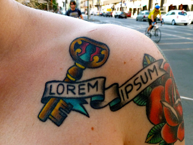 Tatuagem lorem ipsum