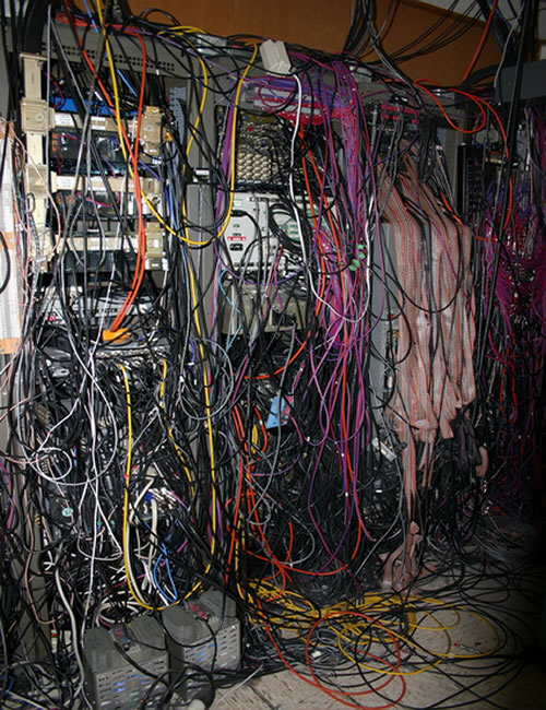 Top 10 Conference Room Cable Management Fails of 2016